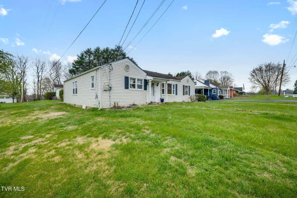 Photo of 1326 Valley Drive, Bristol, TN 37620 (MLS # 9999589)