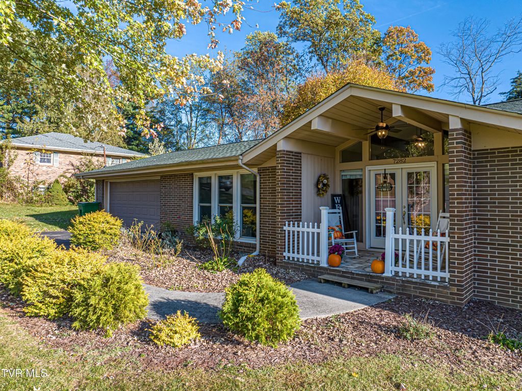 Photo of 7282 Southern View Road, Bristol, VA 24202 (MLS # 9988344)