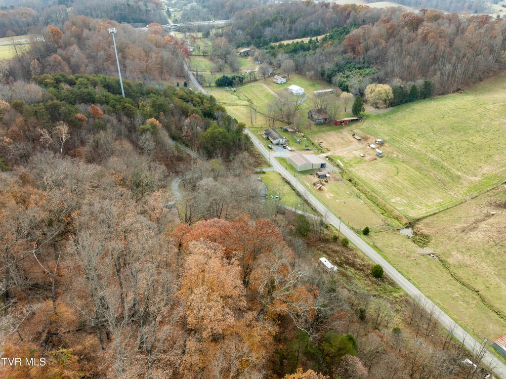 Photo of 188 Possum Hollow Road, Johnson City, TN 37615 (MLS # 9989673)