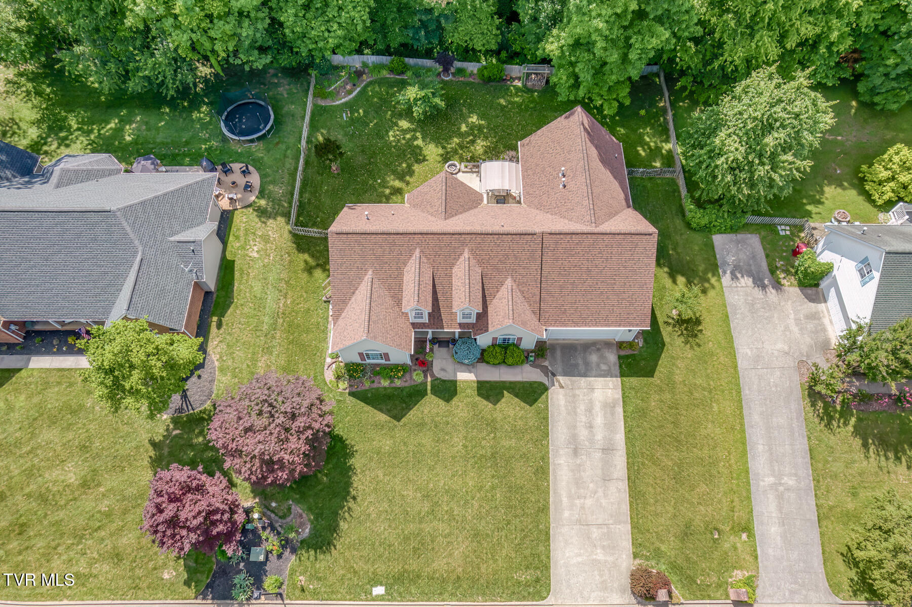 620 Glen Oaks Place, Johnson City, Tennessee image 4
