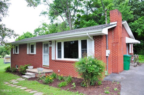 Photo of 202 3rd Avenue, Watauga, TN 37694 (MLS # 9997651)