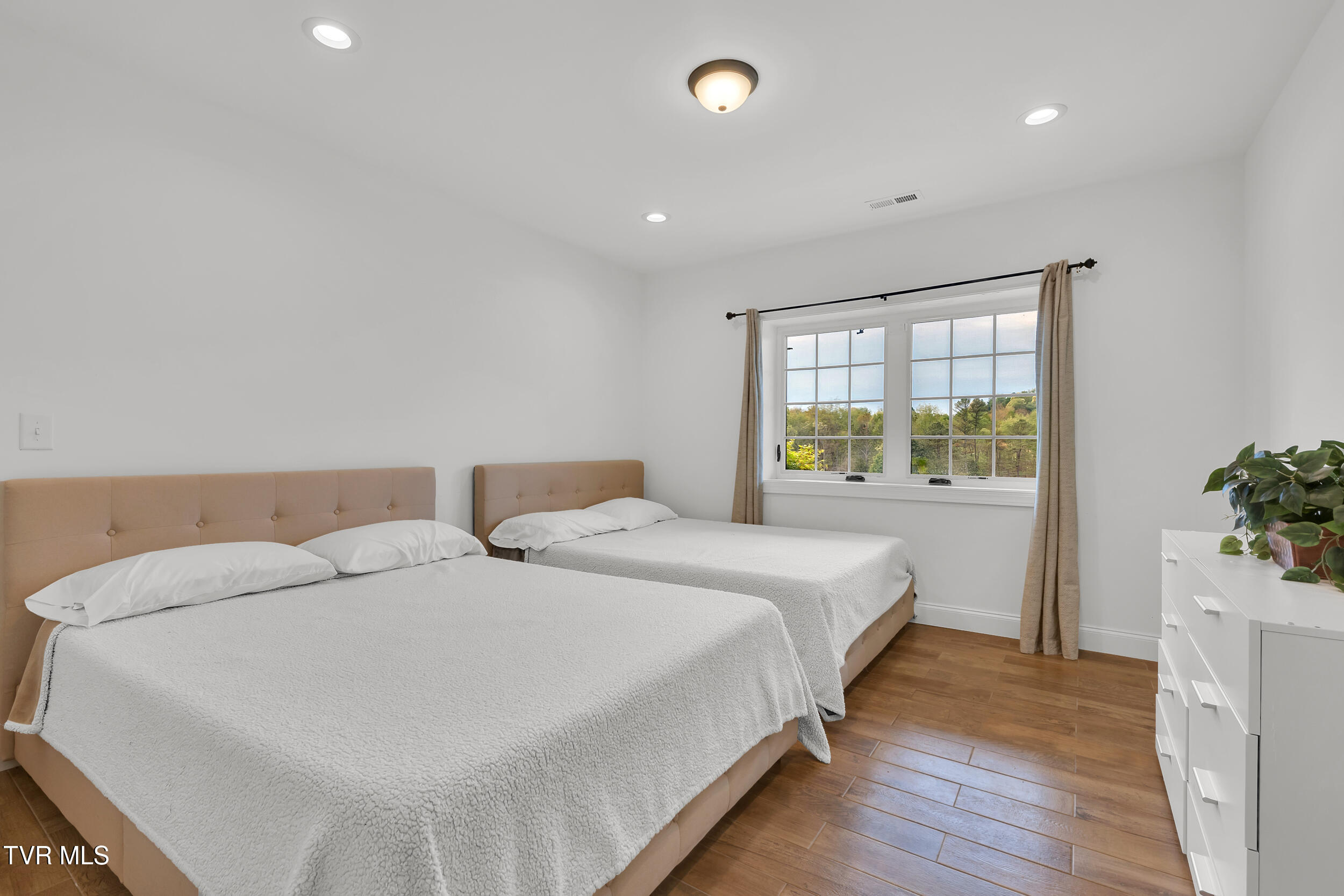 2040 Happy Valley Road, Limestone, Tennessee image 34