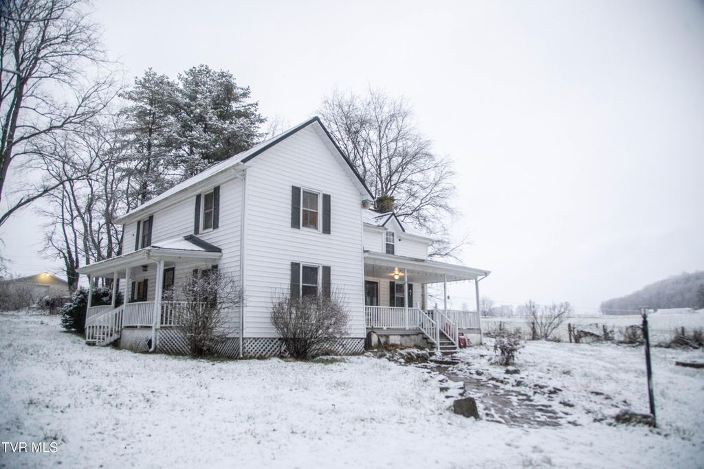 Photo of 20217 Shadowood Circle, Meadowview, VA 24361 (MLS # 9989190)