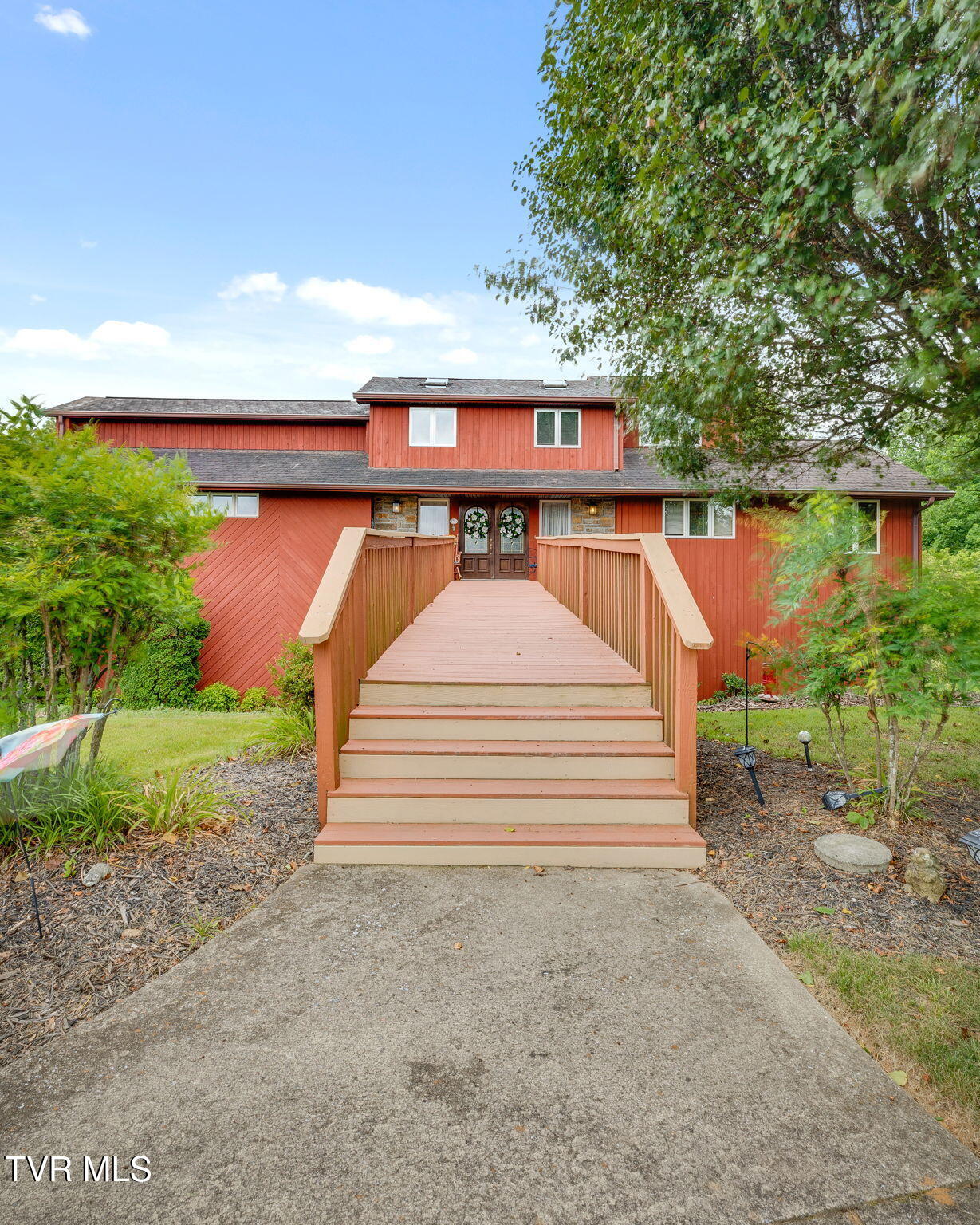 815 Quail Ridge Court