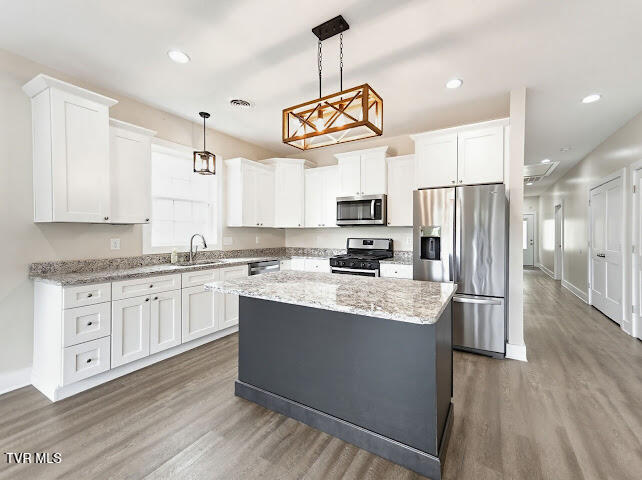 96 Village Court -
