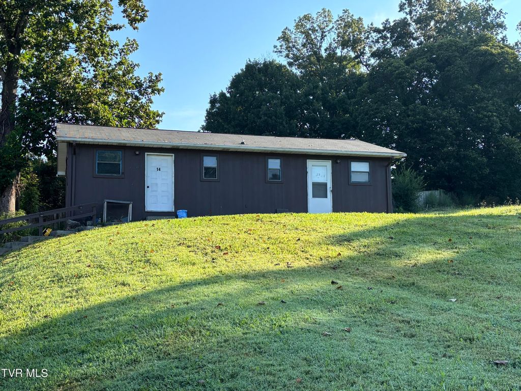 Photo of 117 Shenandoah Drive #13, Johnson City, TN 37604 (MLS # 9987691)