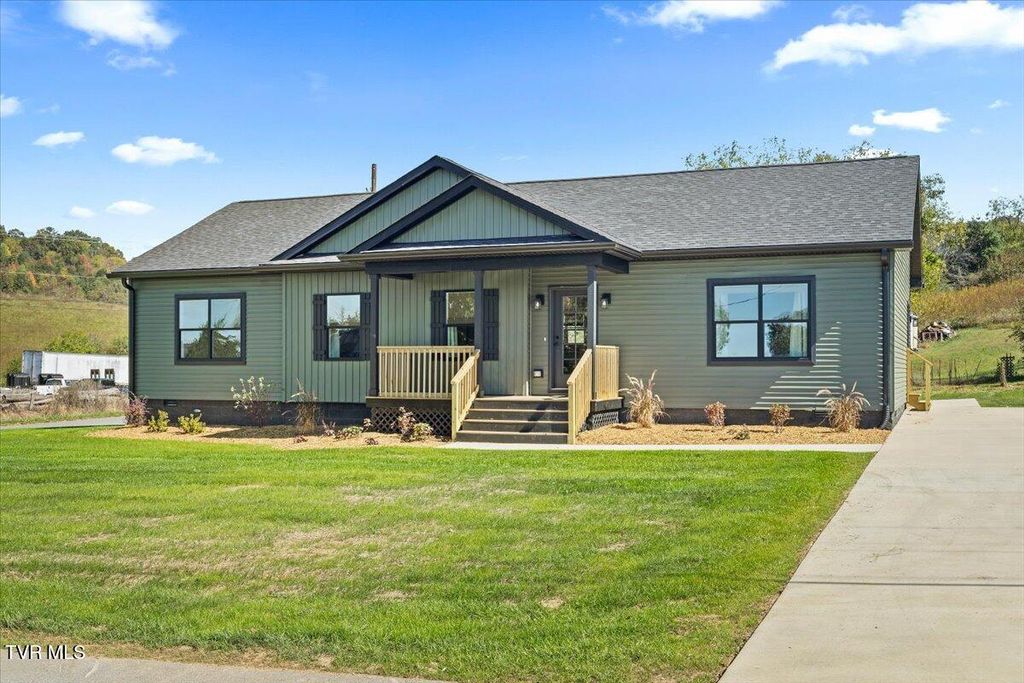 Photo of 105 Bishop Hollow Road, Elizabethton, TN 37643 (MLS # 9987472)
