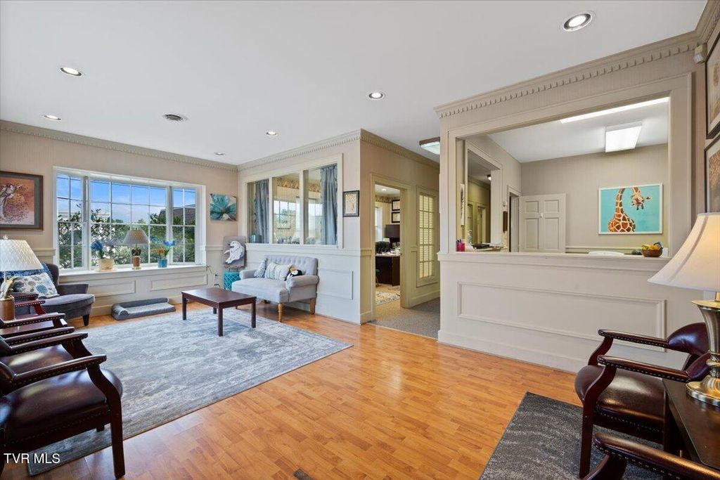 Photo of 121 Russell Road, Abingdon, VA 24210 (MLS # 9987698)