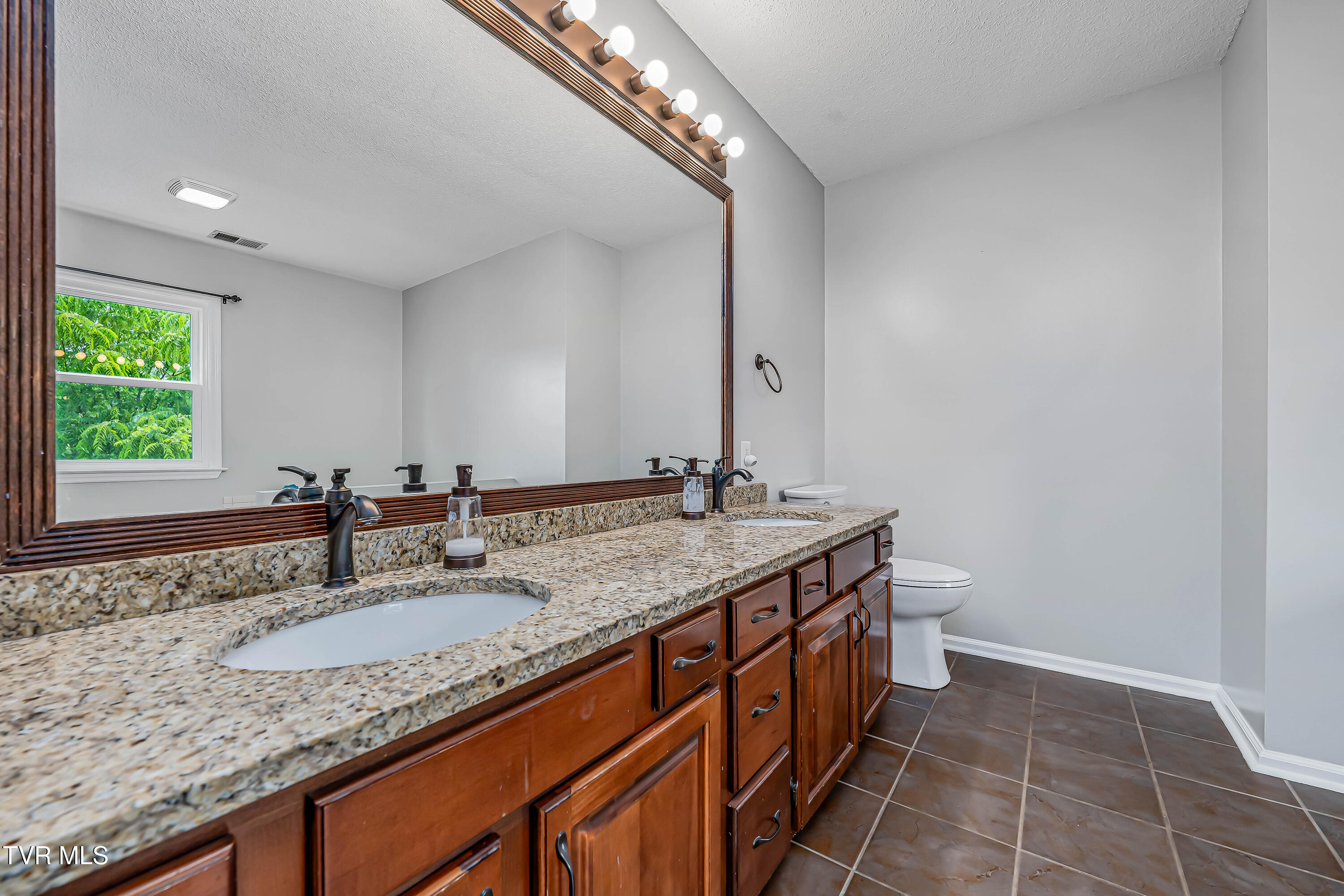 398 Grandview Court, Kingsport, Tennessee image 26