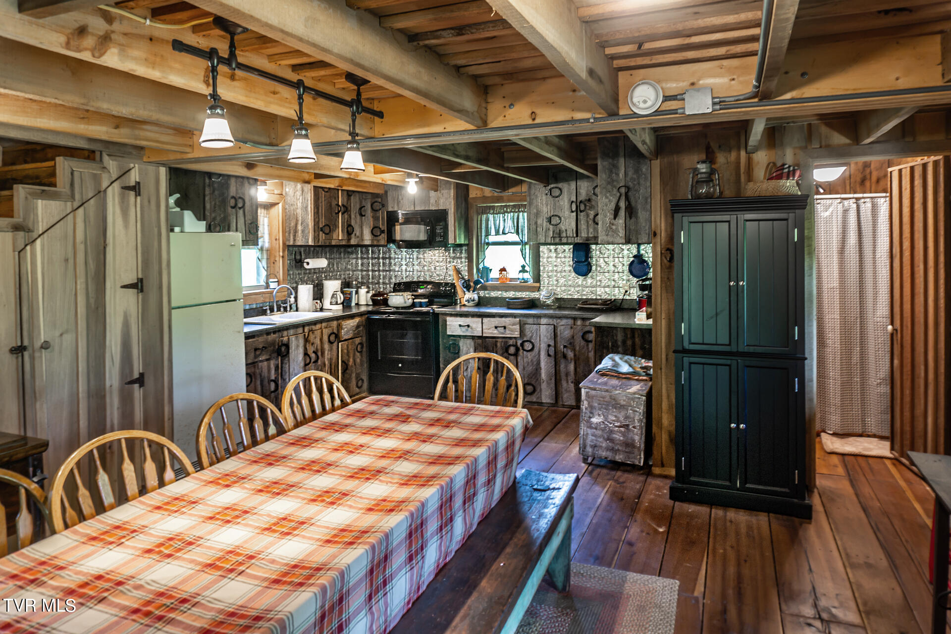 868 Caney Valley Loop, Surgoinsville, Tennessee image 20