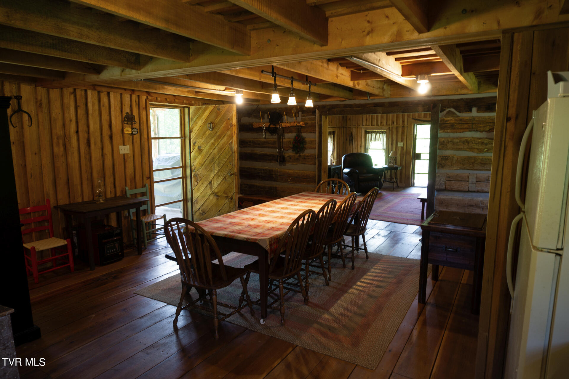 868 Caney Valley Loop, Surgoinsville, Tennessee image 16