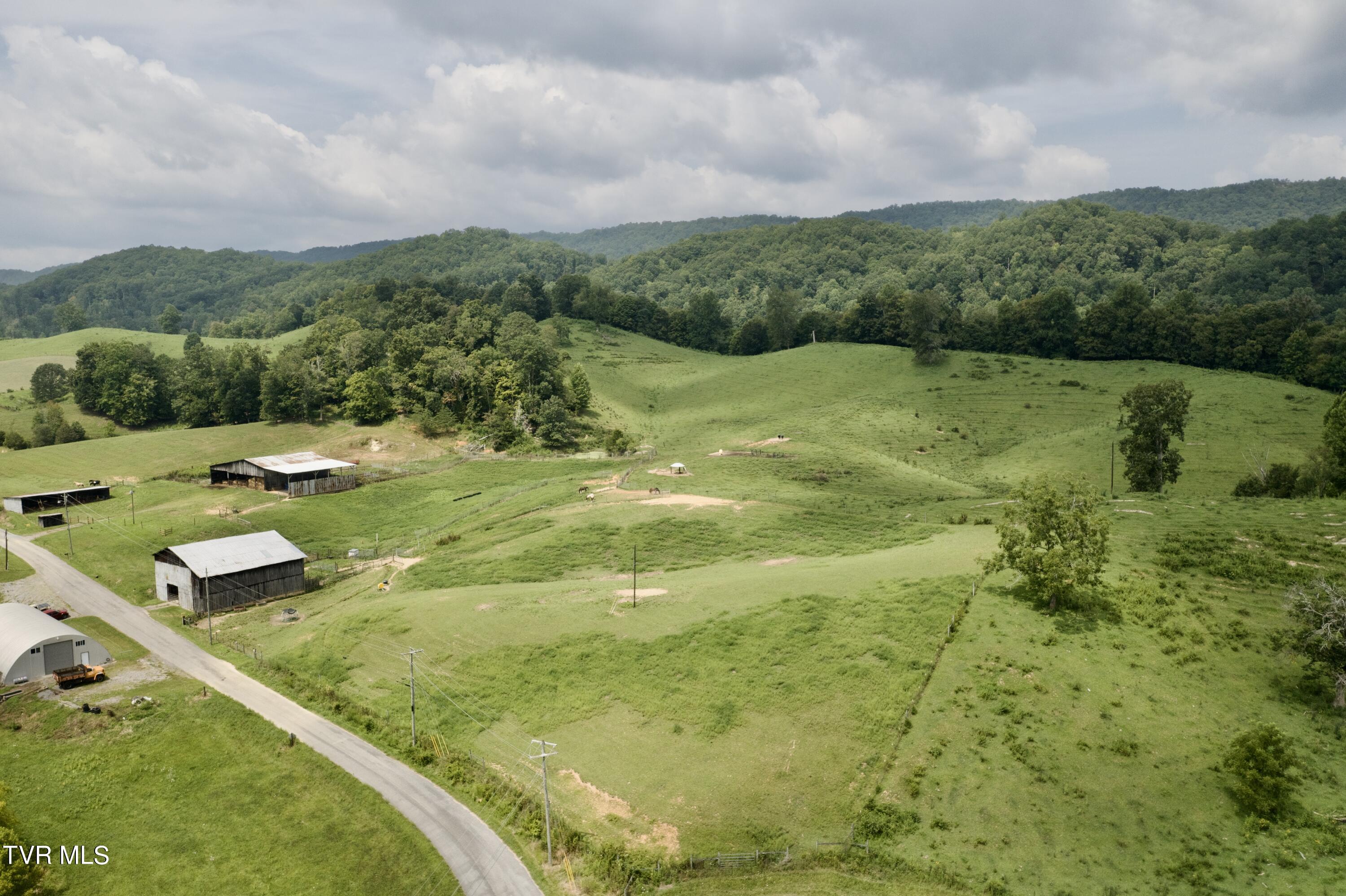 868 Caney Valley Loop, Surgoinsville, Tennessee image 10