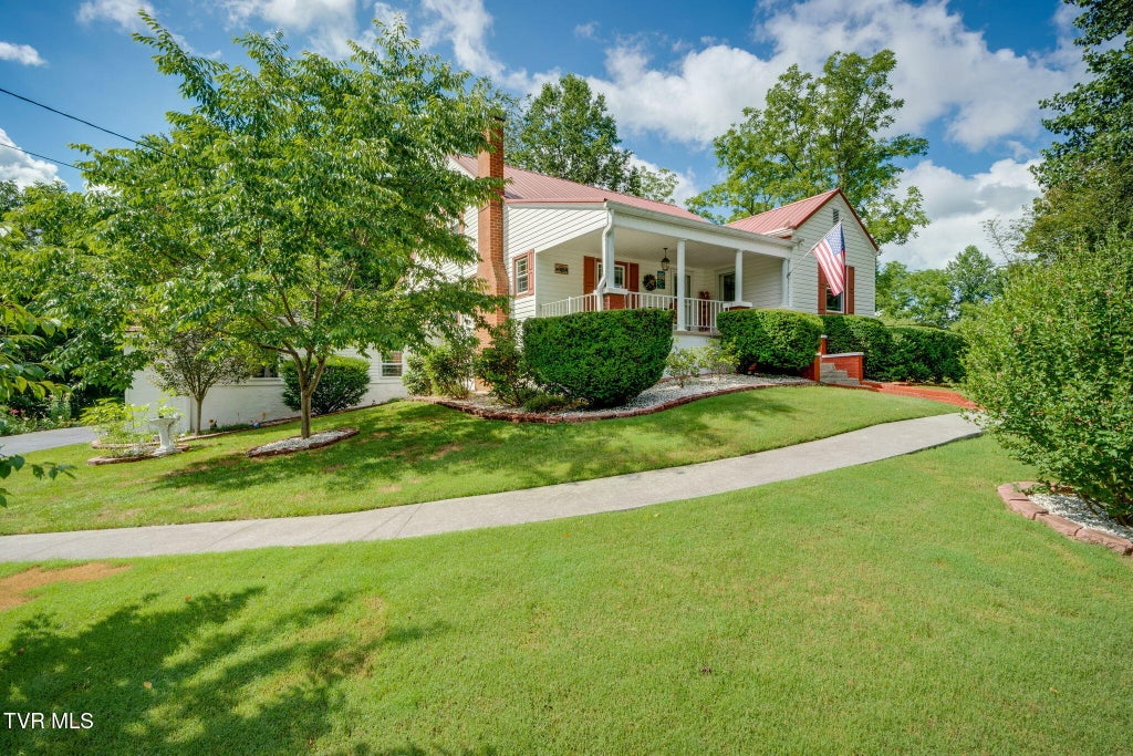 Photo of 1384 Walnut Grove Road, Bluff City, TN 37618 (MLS # 9996916)
