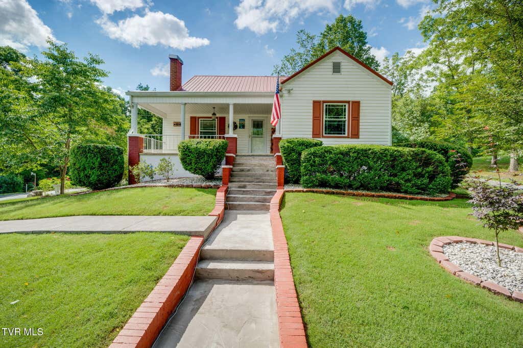 Photo of 1384 Walnut Grove Road, Bluff City, TN 37618 (MLS # 9996916)