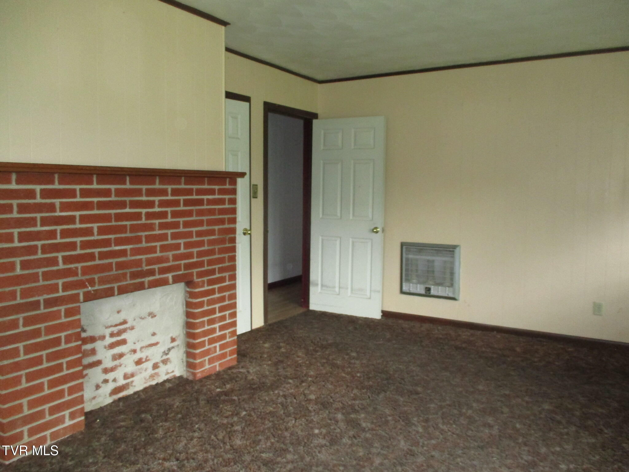 19374 Benhams Road, Bristol, Virginia image 3