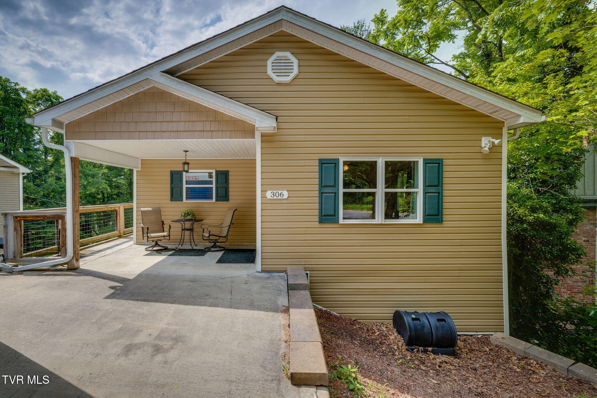 306 Chestnut Street, Johnson City, Tennessee image 2