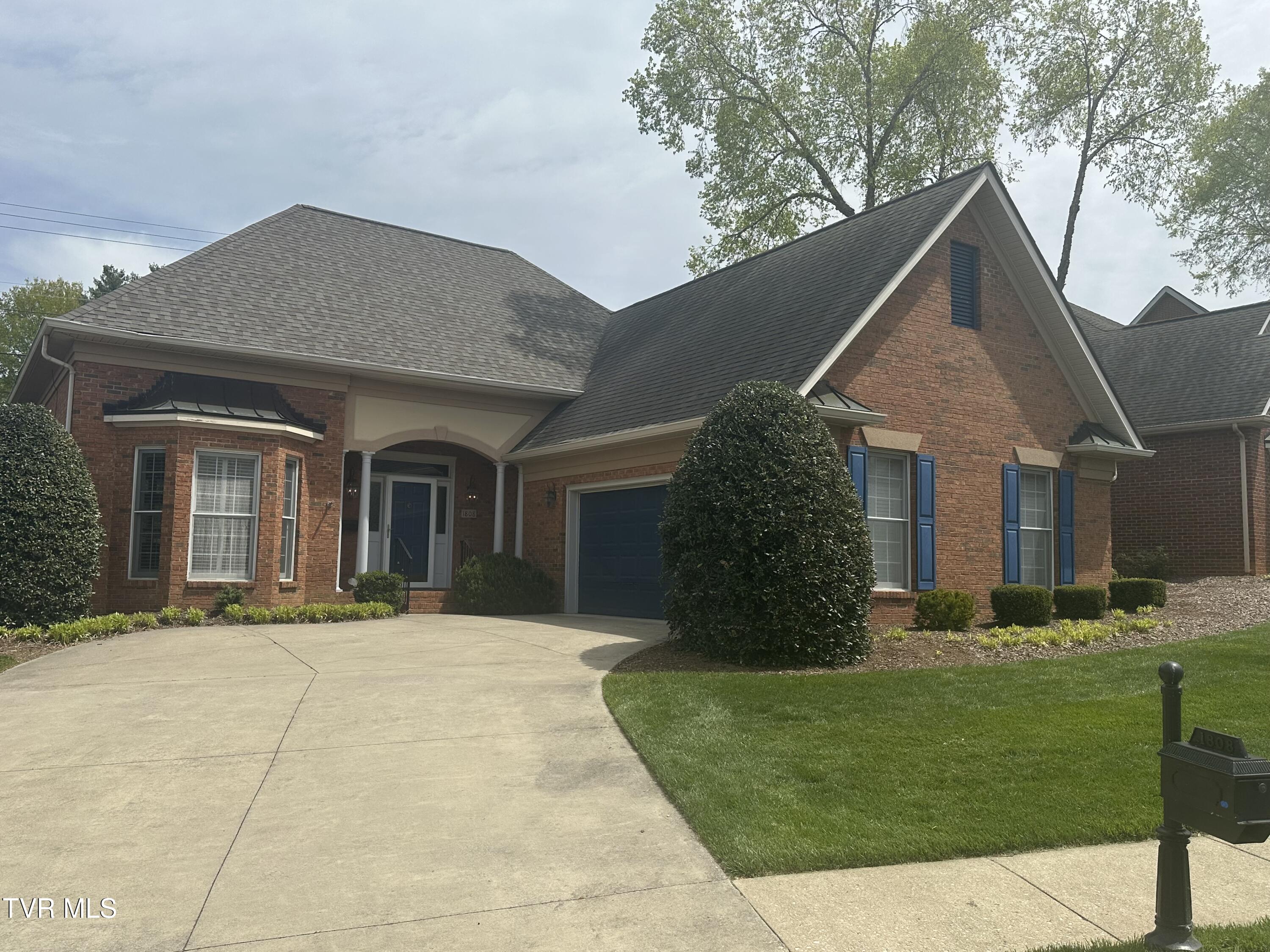 1808 Waters Edge Drive, Johnson City, Tennessee image 1