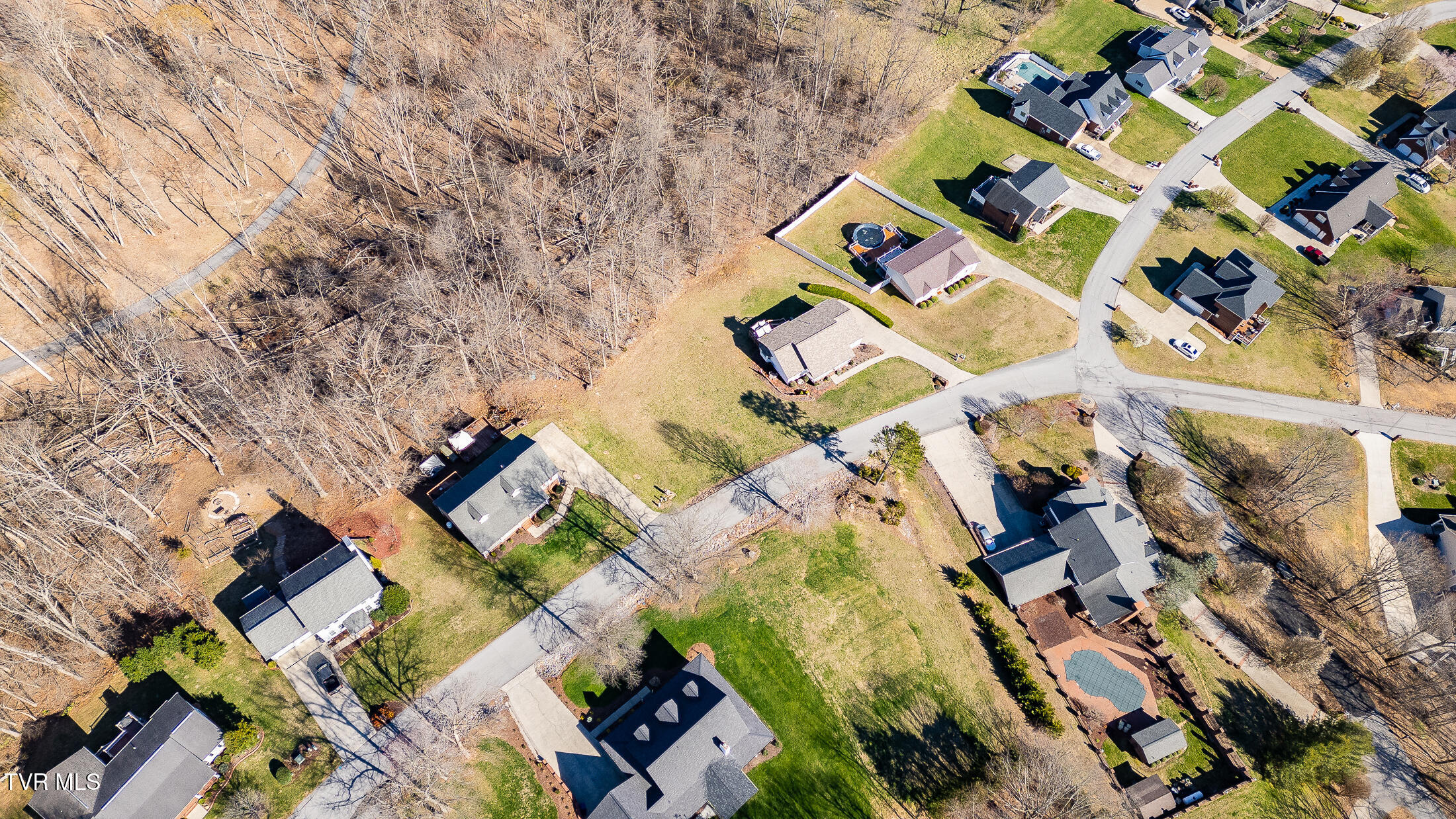 Moccasin Hills Drive, Gate City, Virginia image 10