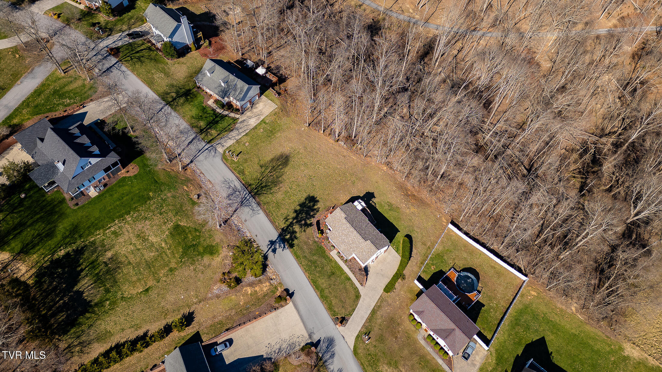 Moccasin Hills Drive, Gate City, Virginia image 20