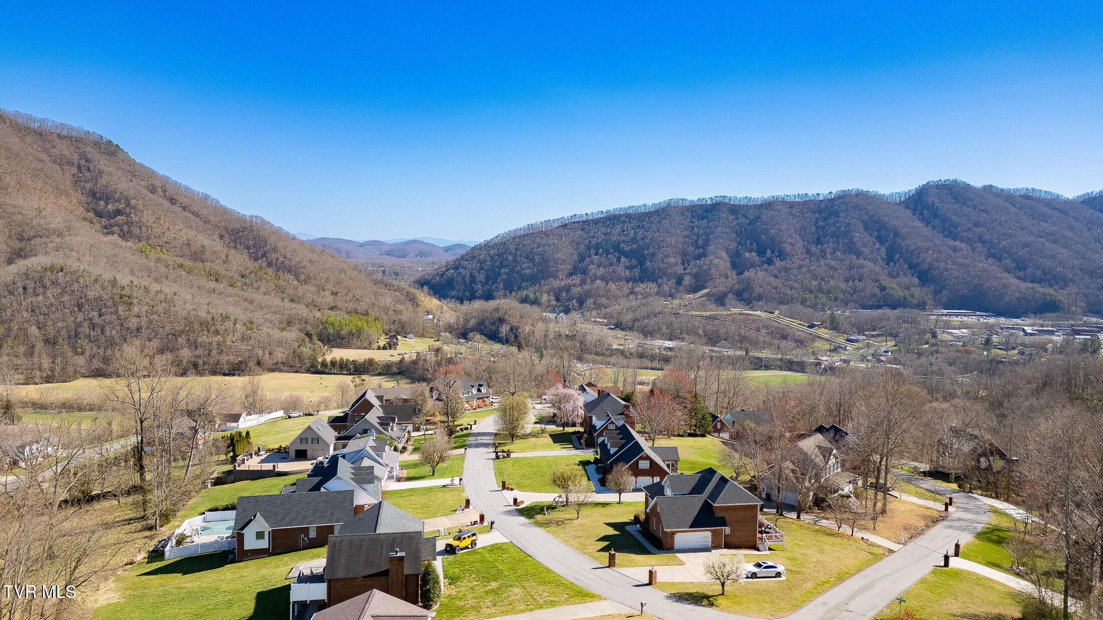 Moccasin Hills Drive, Gate City, Virginia image 4