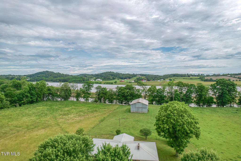 Photo of 2390 Highway 107, Chuckey, TN 37641 (MLS # 9996085)