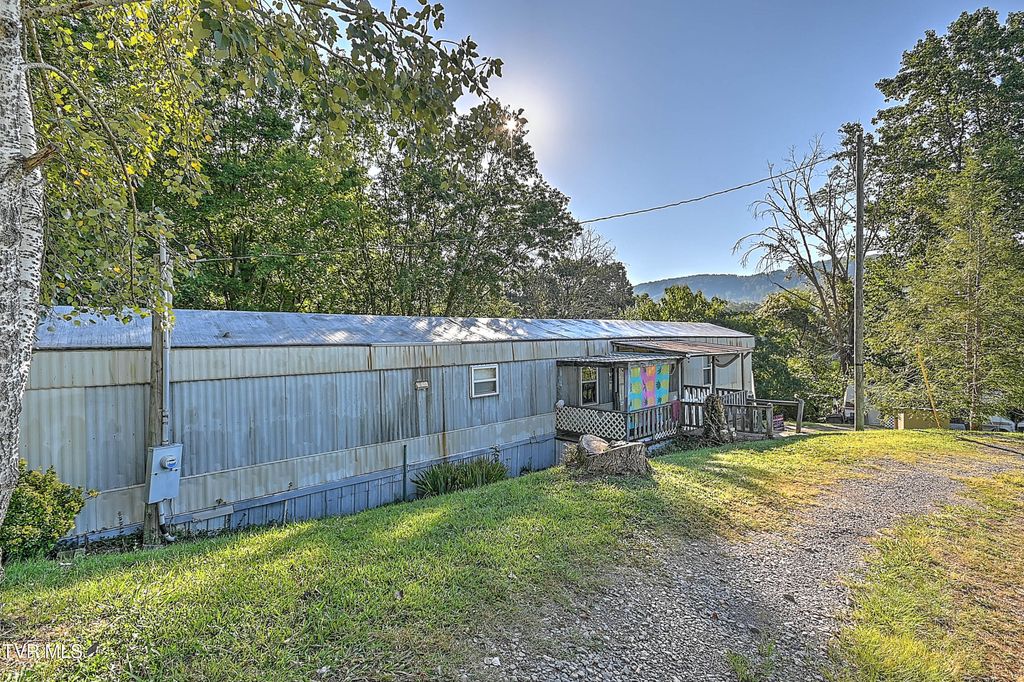 Photo of 406 War Valley Road, Church Hill, TN 37642 (MLS # 9987141)