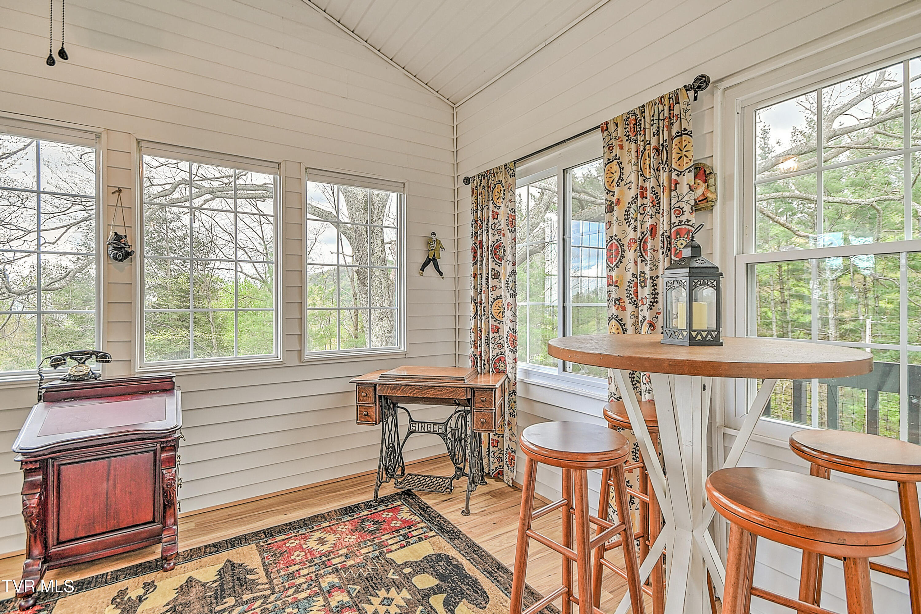 190 Roanwood Road Road, Roan Mountain, Tennessee image 12