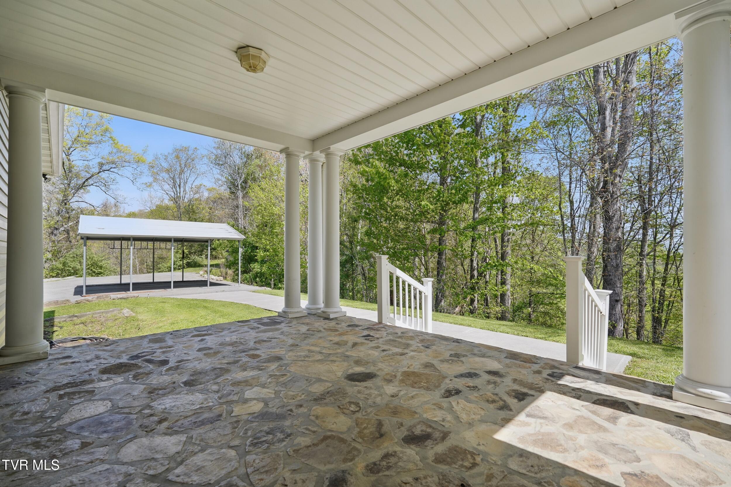 500 Ridge Avenue, Norton, Virginia image 12