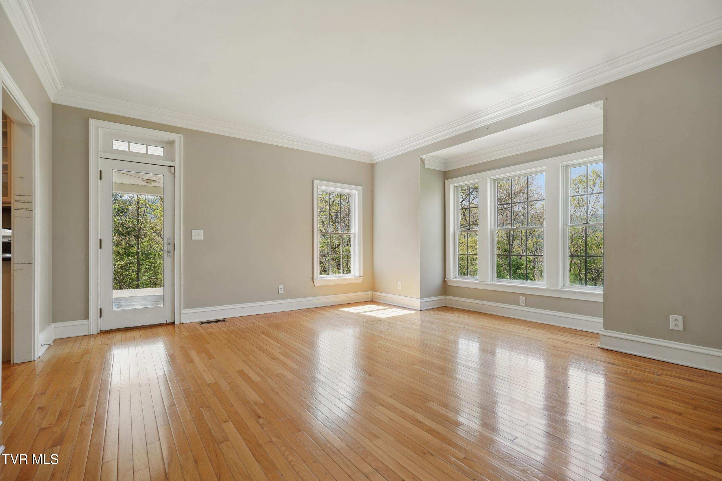 500 Ridge Avenue, Norton, Virginia image 28