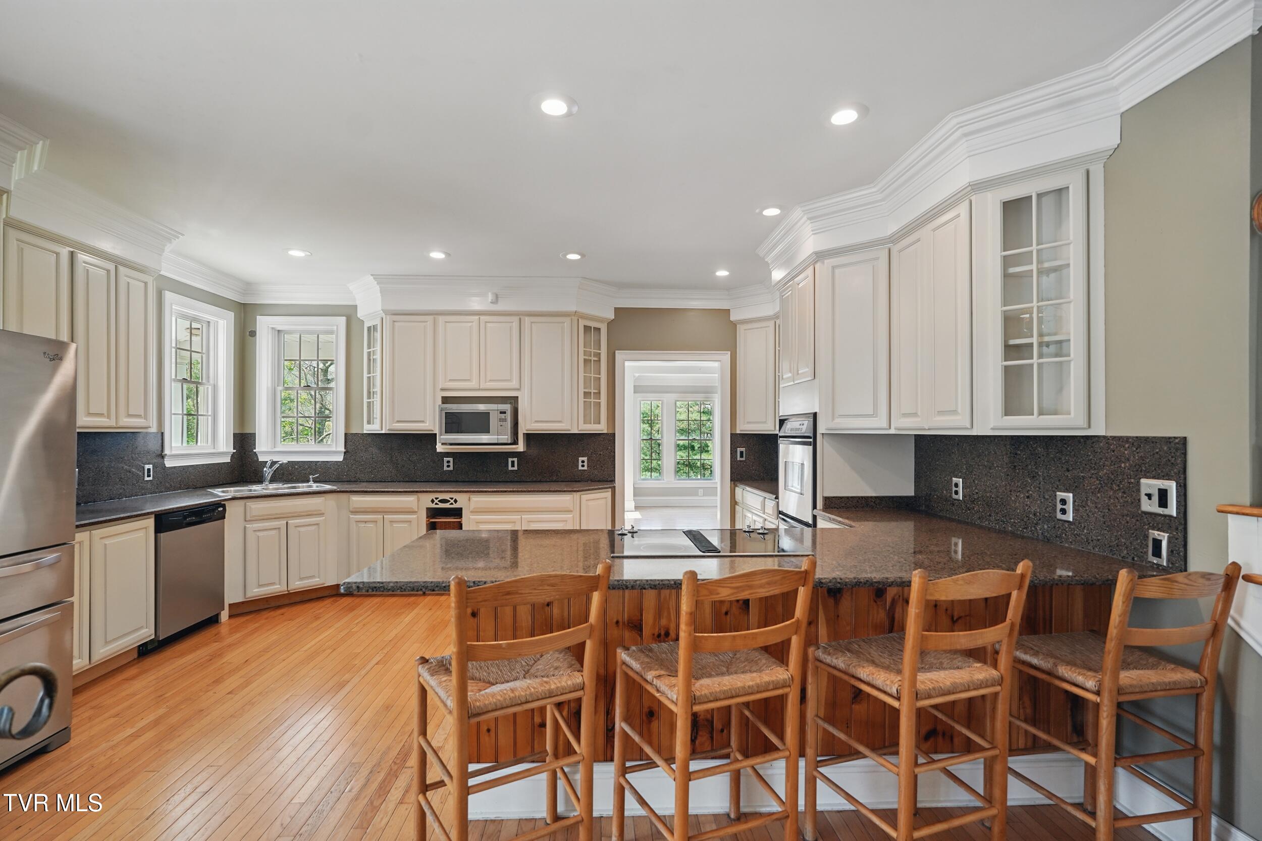 500 Ridge Avenue, Norton, Virginia image 22