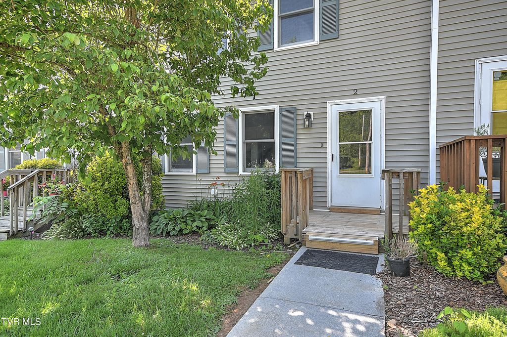 Photo of 807 Jared Dr. Dr #2, Johnson City, TN 37604 (MLS # 9982118)