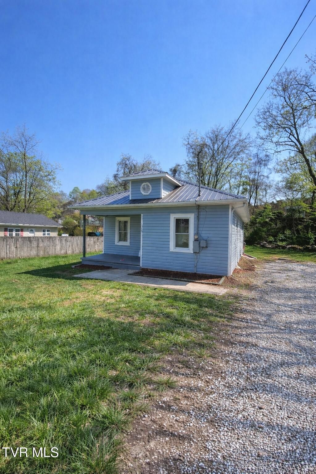 Photo of 1803 Indian Ridge Road, Johnson City, TN 37604 (MLS # 9993523)