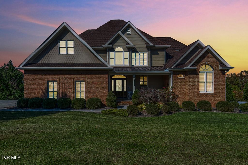 Photo of 102 Oak View Circle, Bristol, TN 37620 (MLS # 9987422)