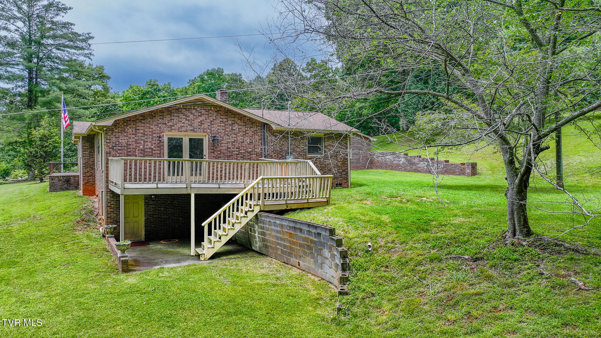 524 Cherokee Drive, Mount Carmel, Tennessee image 37