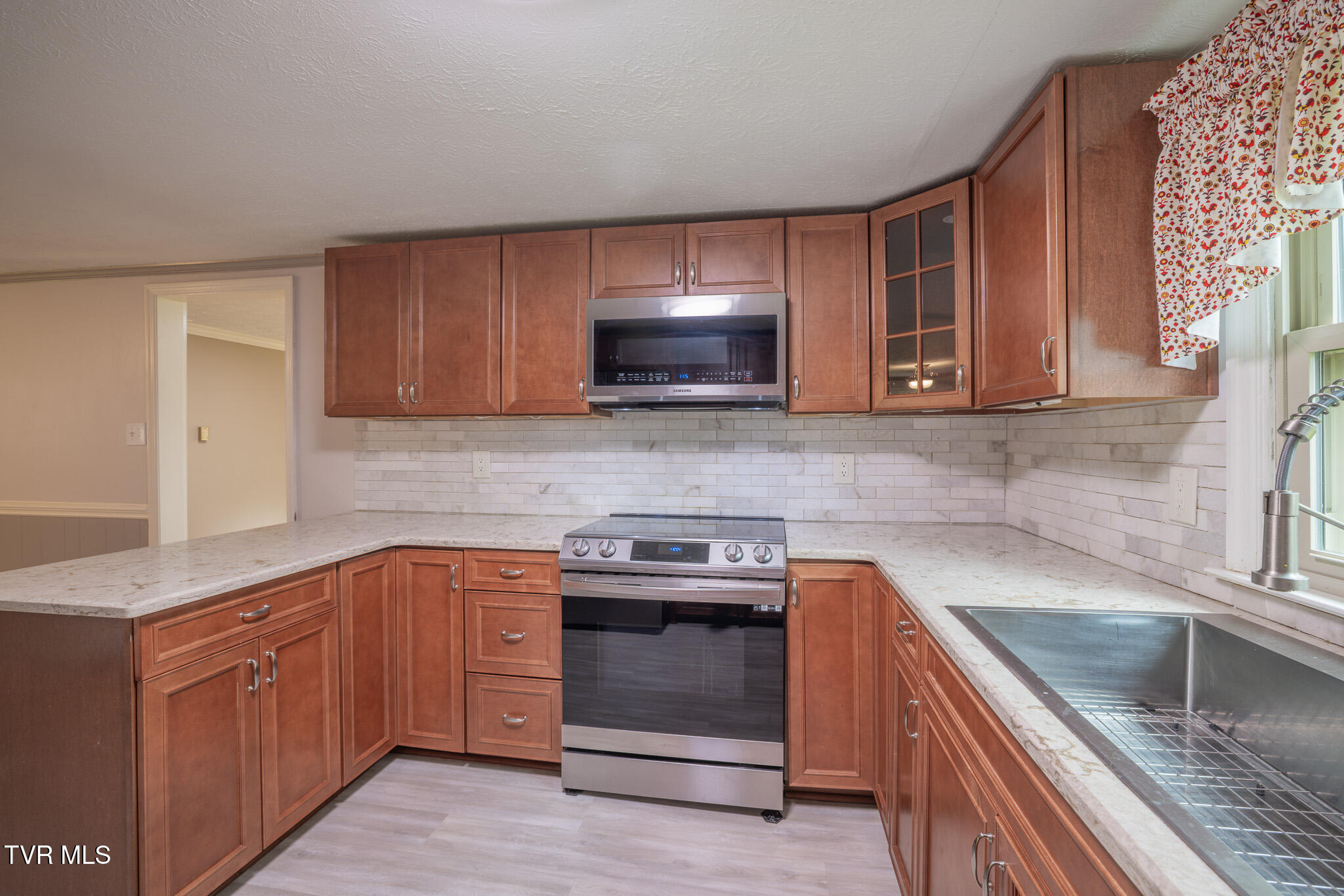 524 Cherokee Drive, Mount Carmel, Tennessee image 19