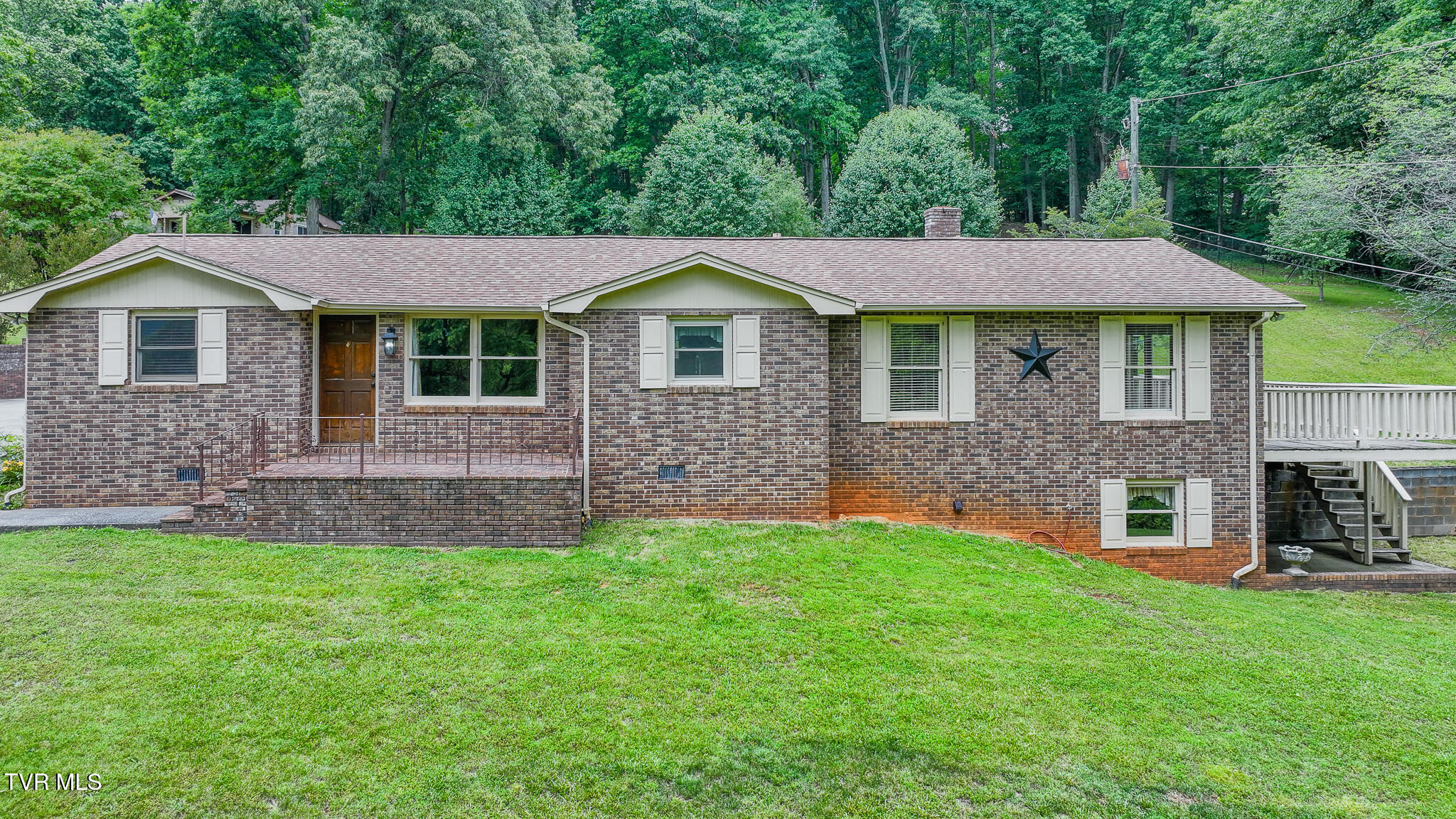 524 Cherokee Drive, Mount Carmel, Tennessee image 35