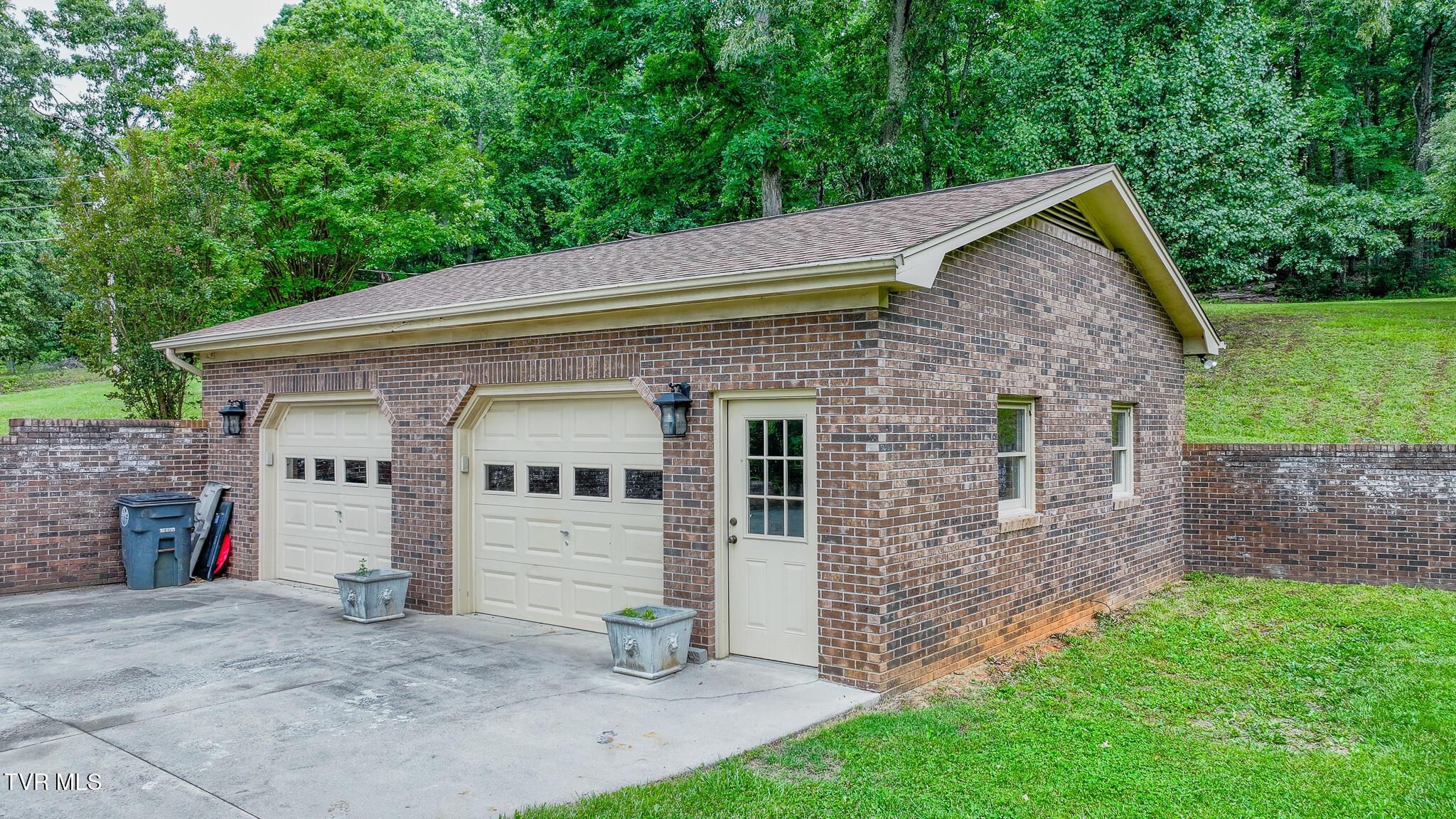 524 Cherokee Drive, Mount Carmel, Tennessee image 45
