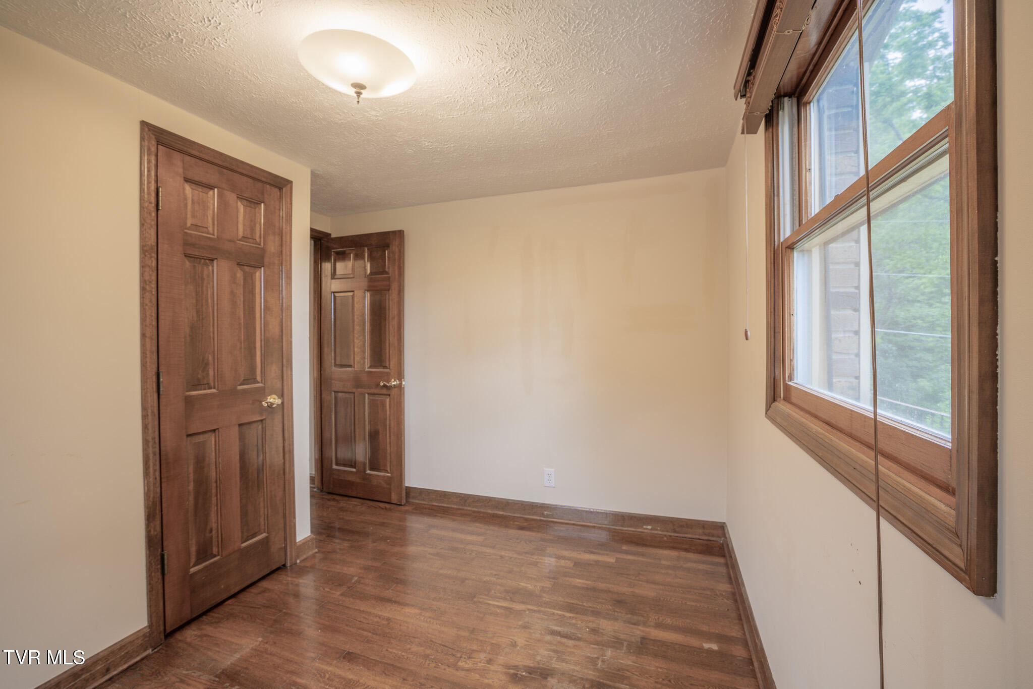524 Cherokee Drive, Mount Carmel, Tennessee image 12