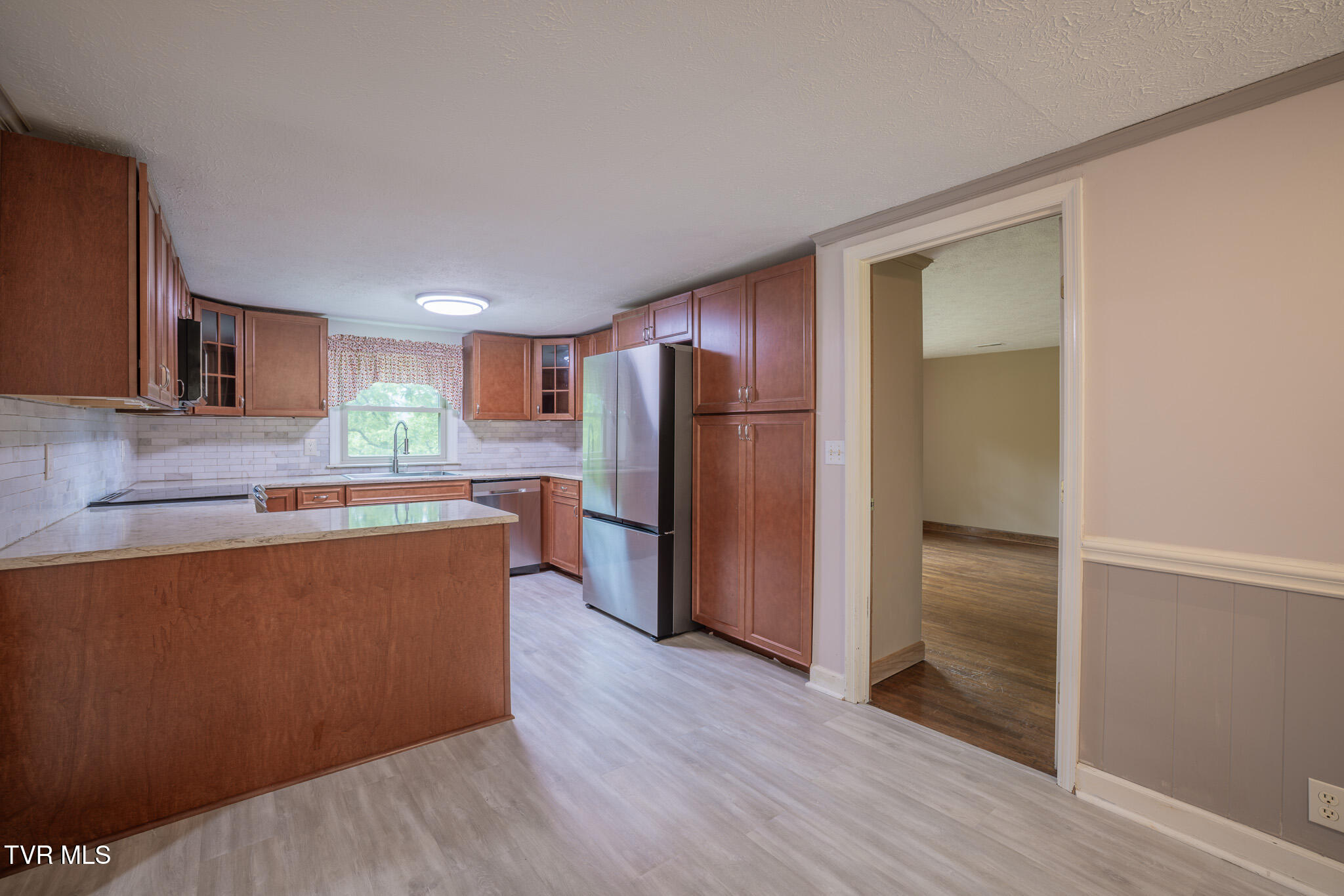 524 Cherokee Drive, Mount Carmel, Tennessee image 14