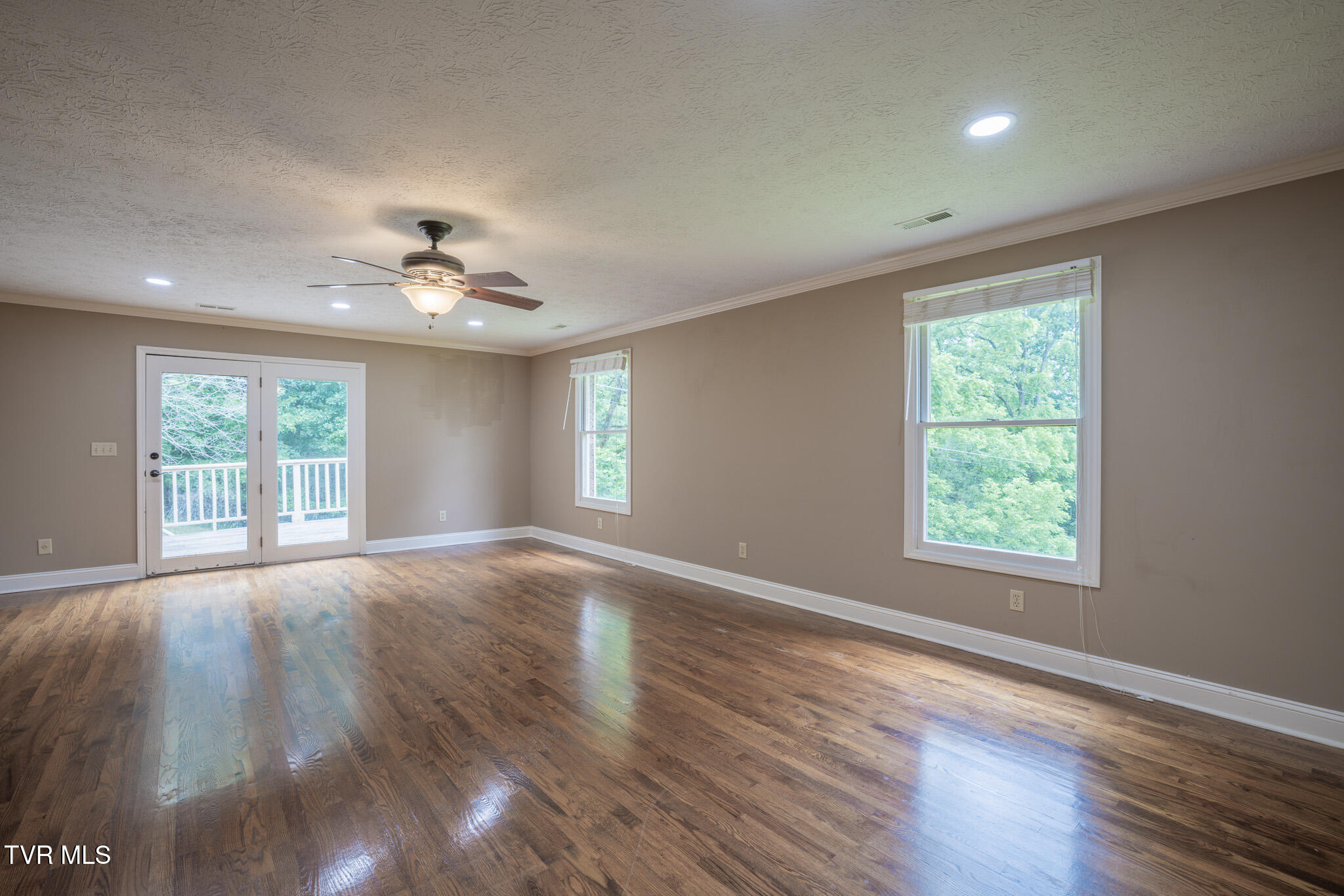 524 Cherokee Drive, Mount Carmel, Tennessee image 20