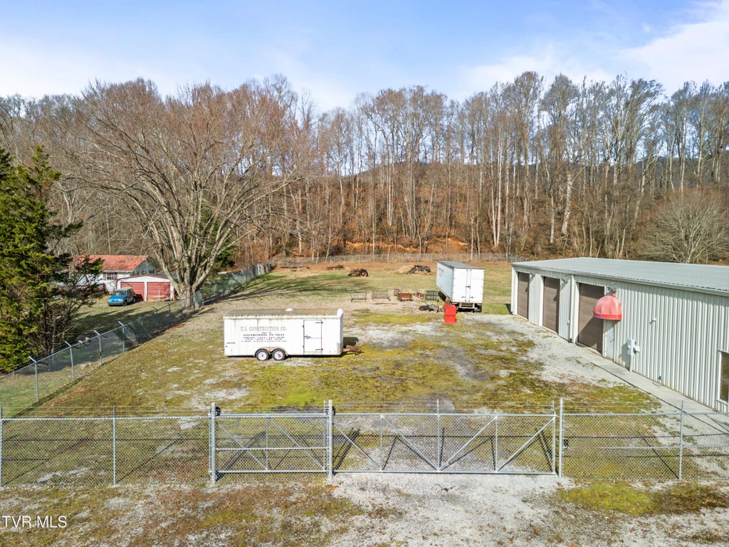 Photo of 2719 Highway 91, Elizabethton, TN 37643 (MLS # 9997163)