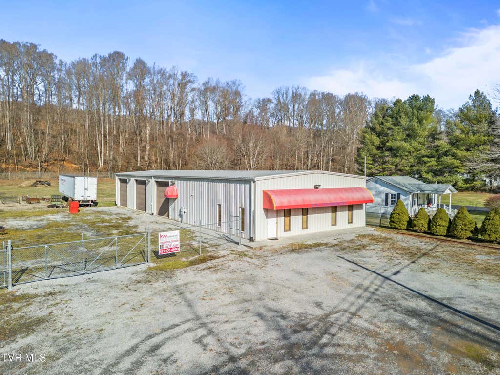 Photo of 2719 Highway 91, Elizabethton, TN 37643 (MLS # 9997163)