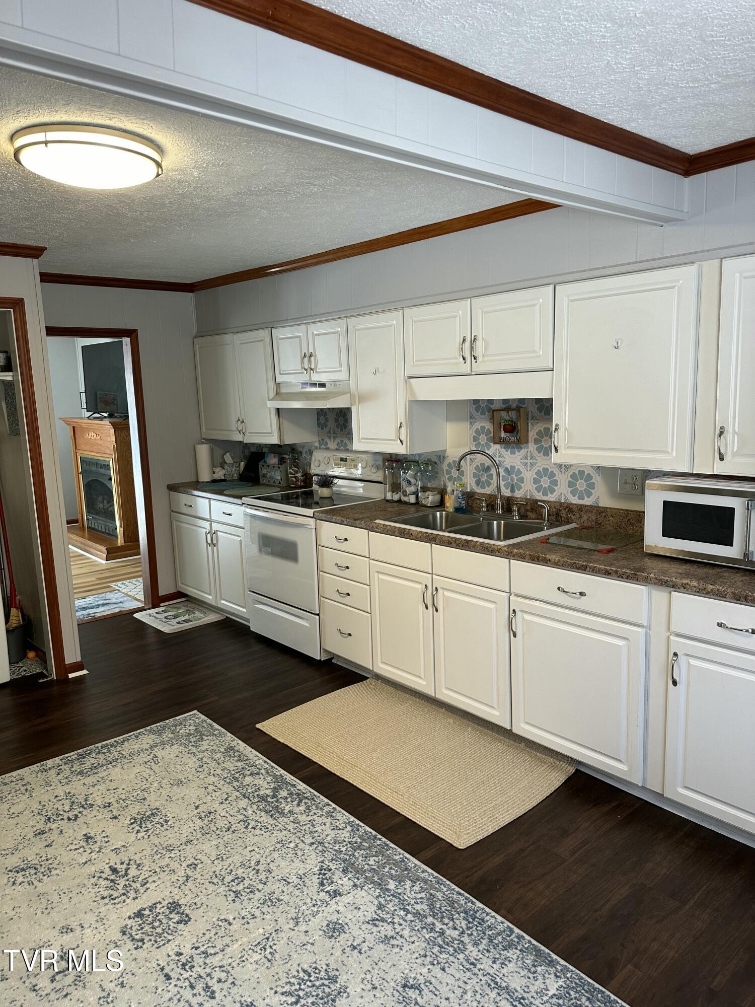 200 Glenbrook Mountain Road, Keokee, Virginia image 18