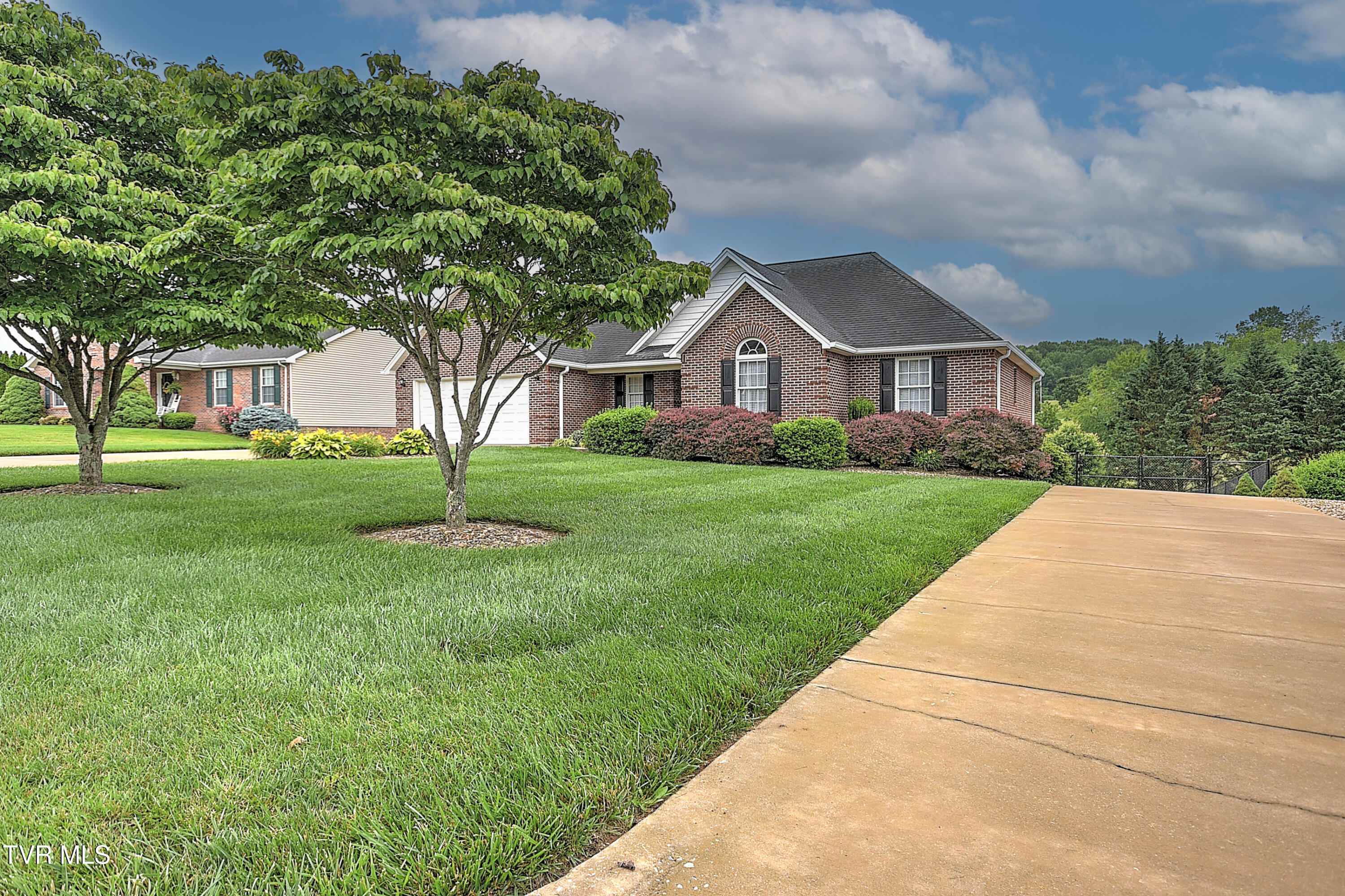 191 Sunnyfield Drive, Blountville, Tennessee image 3