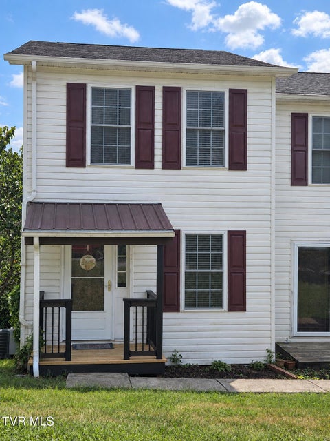 Photo of 20 Tulip Grove Circle #Apt 1, Bristol, TN 37620 (MLS # 10000737)