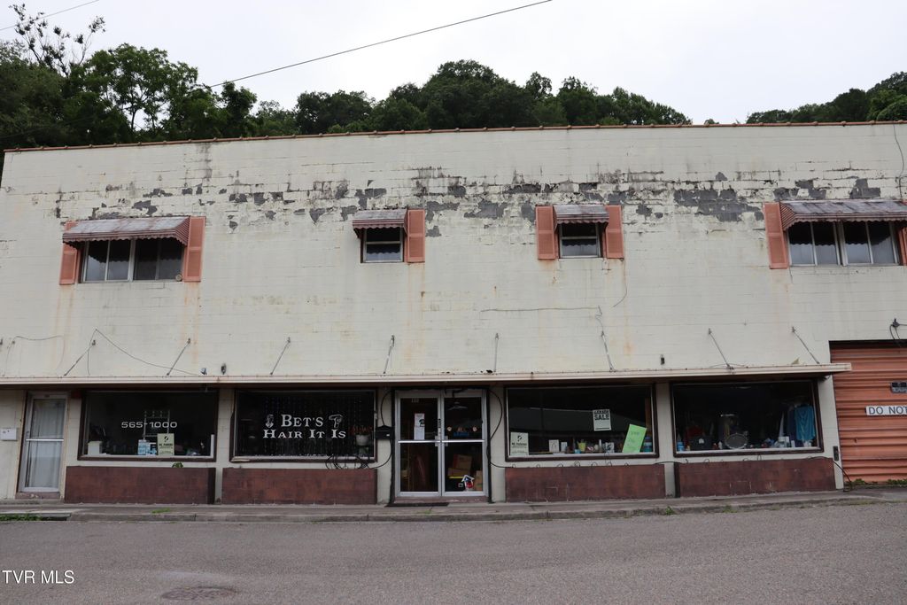 Photo of 106 Kentucky Avenue #A, Appalachia, VA 24216 (MLS # 9983822)