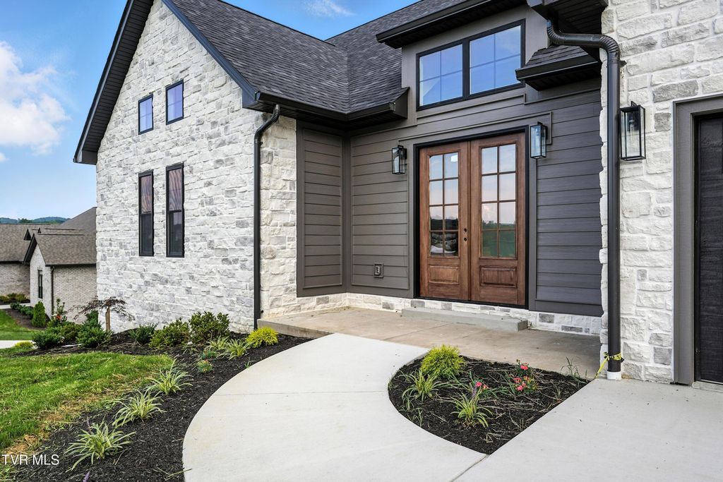 Photo of 1040 Bovine Ranch Ranch, Jonesborough, TN 37659 (MLS # 9976265)