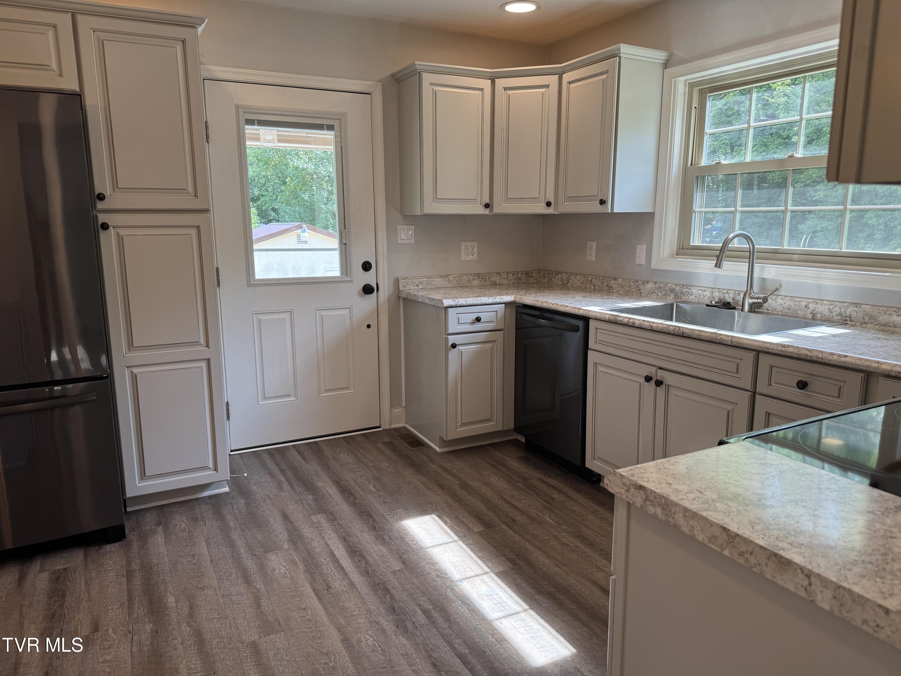 101 26th Street #S, Big Stone Gap, Virginia image 30