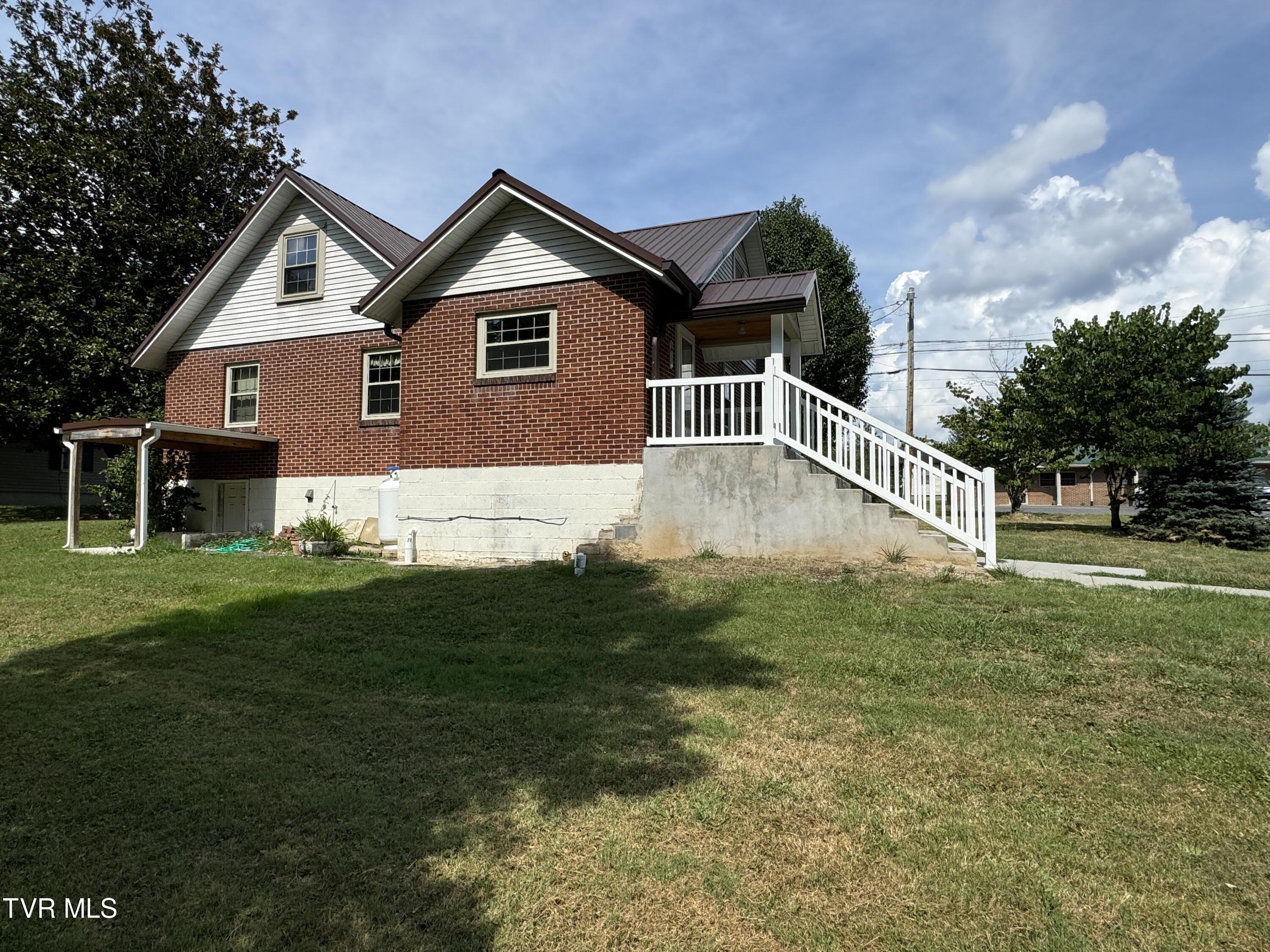 101 26th Street #S, Big Stone Gap, Virginia image 6