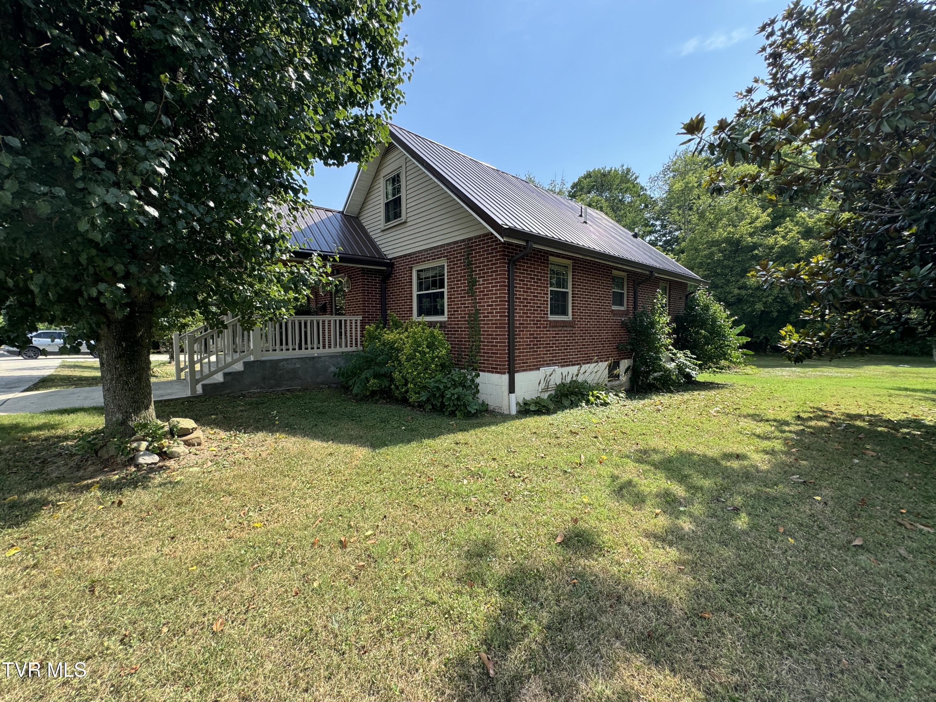 101 26th Street #S, Big Stone Gap, Virginia image 9
